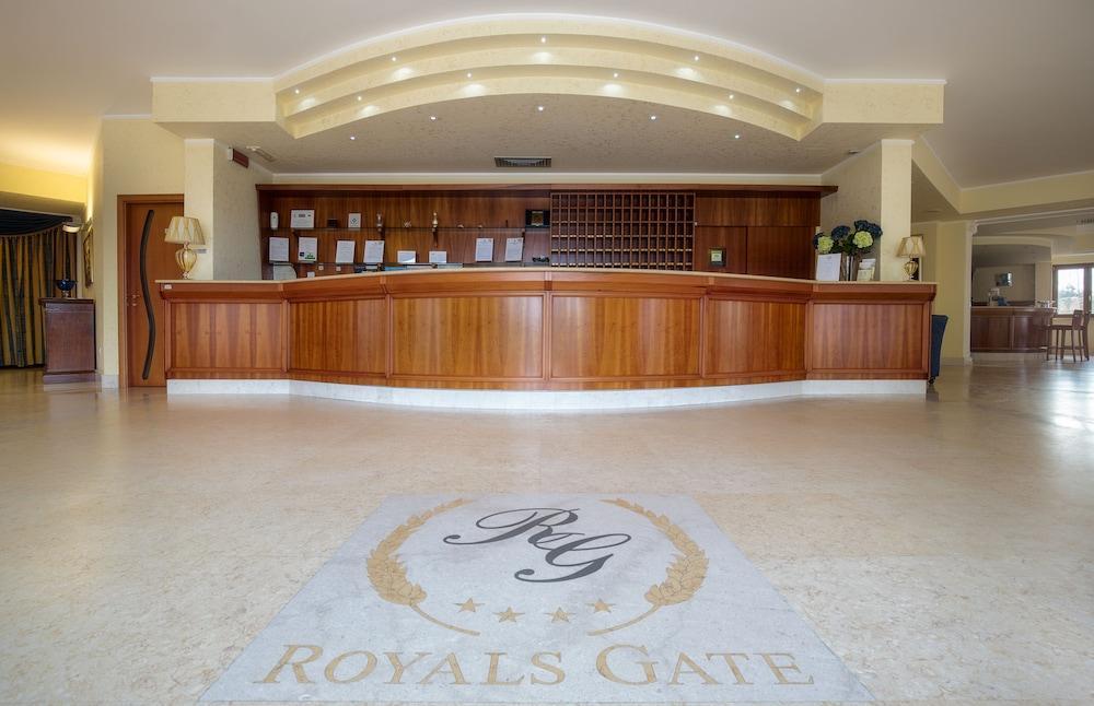 Royals Gate Ξενοδοχείο Rodi Garganico Εξωτερικό φωτογραφία